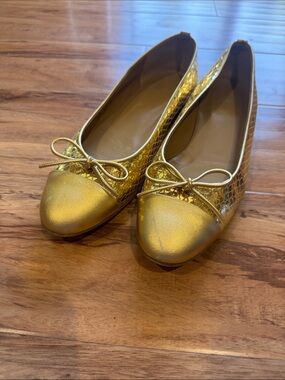 Stuart Weitzman Gold Bow Ballet Flats with Textured Sides